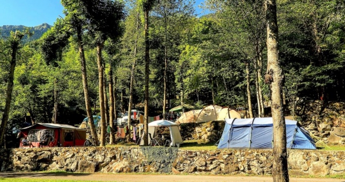 camping