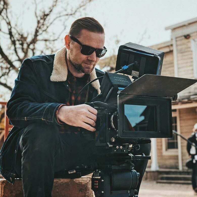 Camera operator