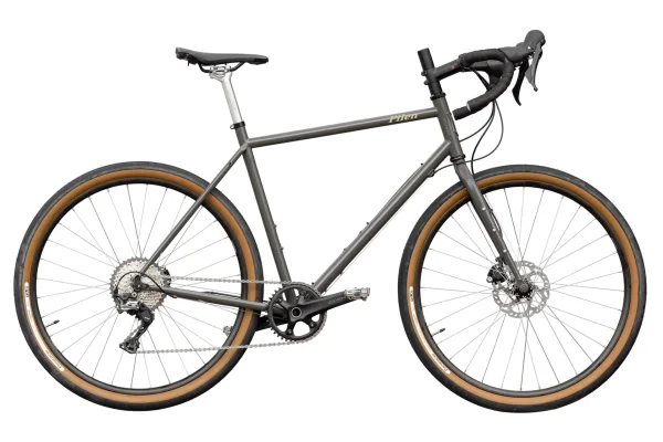 Bicicleta gravel Pilen Grus bien equipada gran rendimiento y comodidad