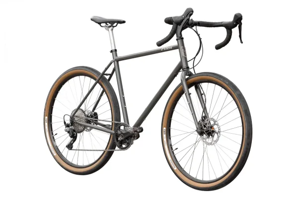 Bicicleta gravel Pilen Grus bien equipada gran rendimiento y comodidad