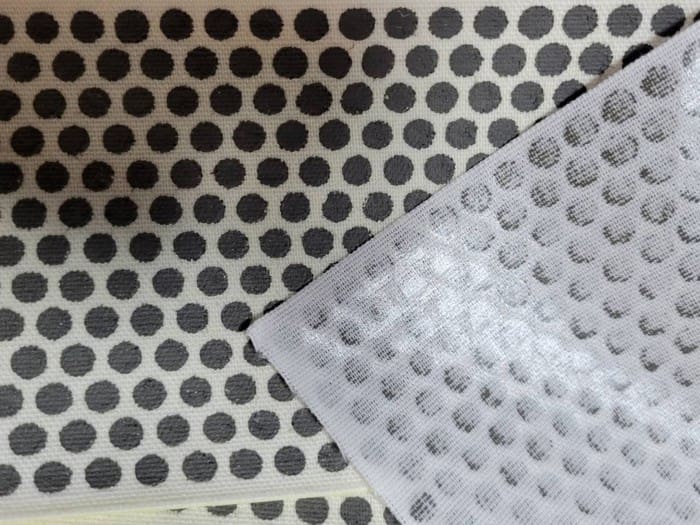 If you put it on the table, you can attach a raku sheet, ceramic taping seal, 5 sheets, and a synergistic fabric of far-infrared rays and negative ions.
